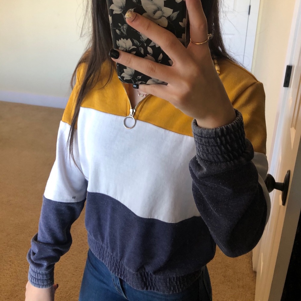Tillys Quarter Zip